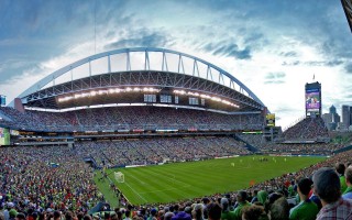 【海星体育官网】梦想与忠诚的碰撞，拜仁新星向往皇马引发球迷激烈争议