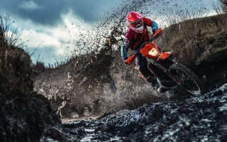 海星体育：财政限制下吉罗纳转会受挫，分担薪水也难引进特尔施特根