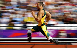 海星体育官网|WTT马斯喀特常规挑战赛，黄友政直落三局力克梁靖崑，强势闯入男单16强