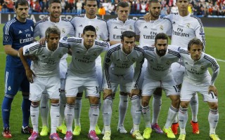 【海星体育平台】ESPN前瞻明日NBA对决，老鹰以56.1%胜率稍占上风，开拓者43.9%力拼逆袭